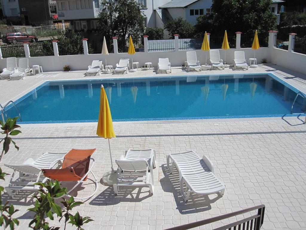 Hotel Deyanira Gorno Dryanovo Exterior foto