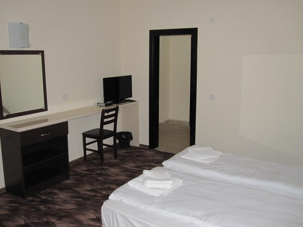 Hotel Deyanira Gorno Dryanovo Habitación foto